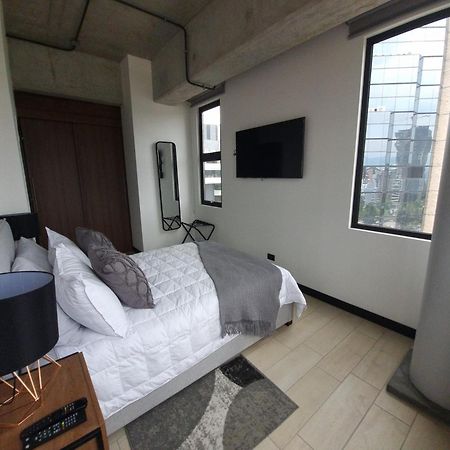 Apartamento 2 Habitaciones, Edificio Eon, Zona 10, Turin Guatemala City ภายนอก รูปภาพ